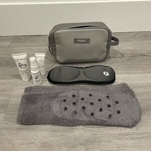 Hackett Toiletry Travel Gray Bag